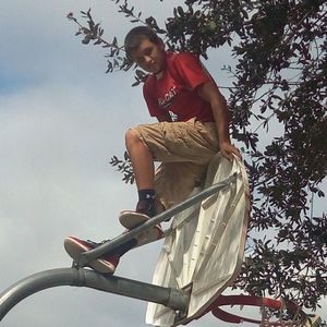 Meet your Posher, Noah wayne